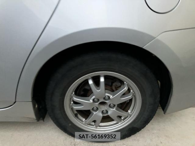 Toyota PRIUS 2011-10 8745344-3