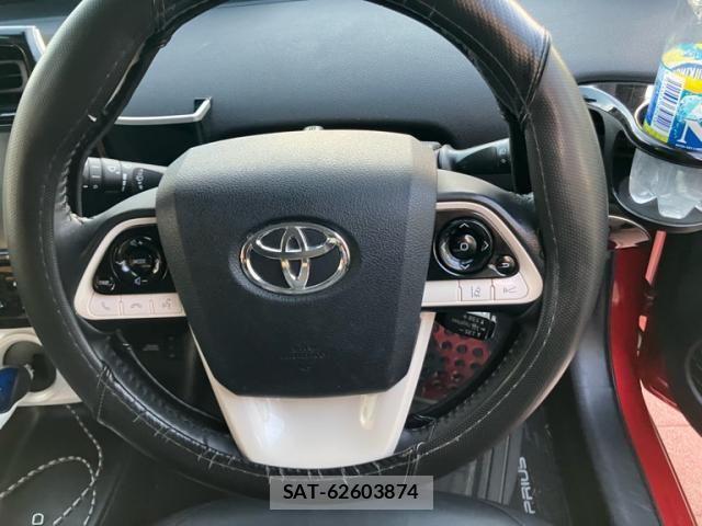 Toyota PRIUS 2017-12 8745297-11