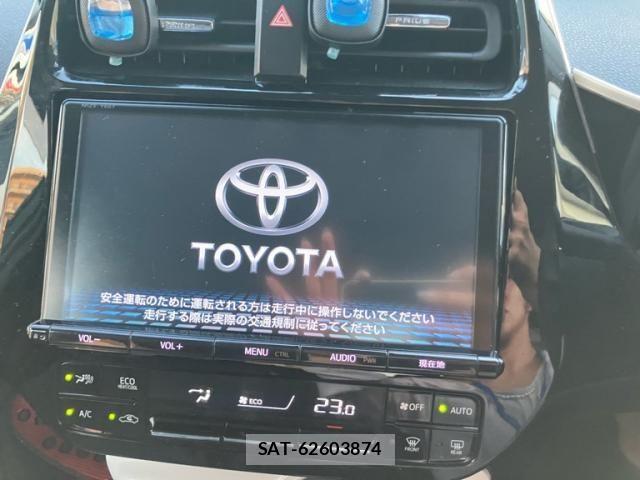 Toyota PRIUS 2017-12 8745297-14