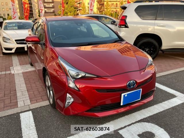 Toyota PRIUS 2017-12 8745297-2