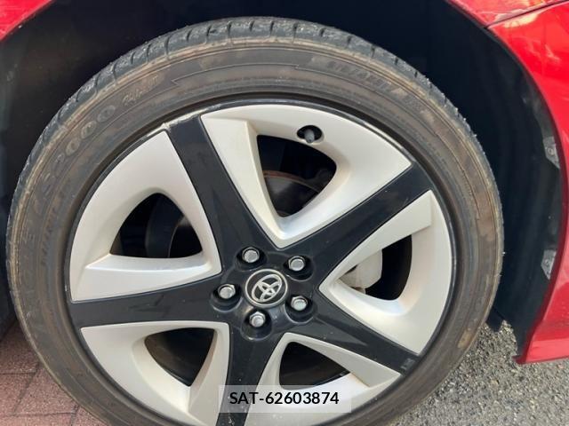 Toyota PRIUS 2017-12 8745297-6