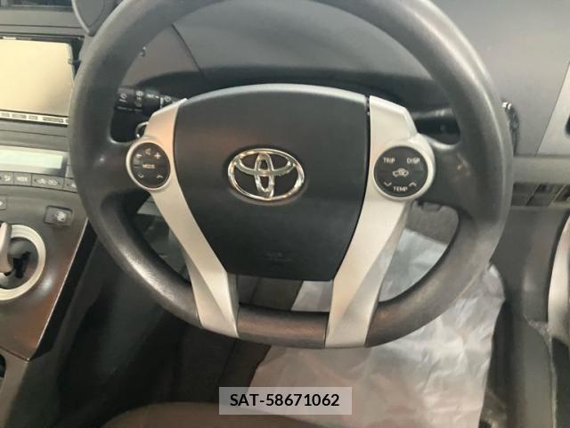 Toyota PRIUS 2009-09 8745349-14