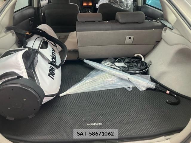 Toyota PRIUS 2009-09 8745349-17