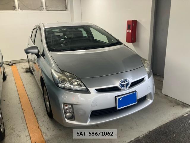 Toyota PRIUS 2009-09 8745349-1