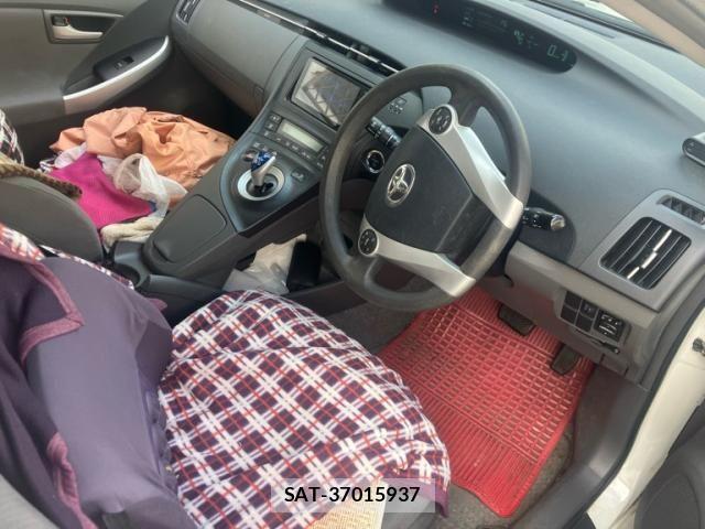 Toyota PRIUS 2009-09 8745342-11