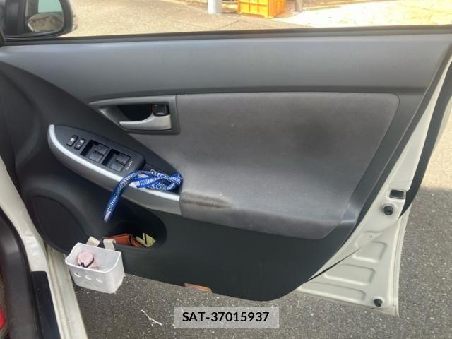 Toyota PRIUS 2009-09 8745342-14