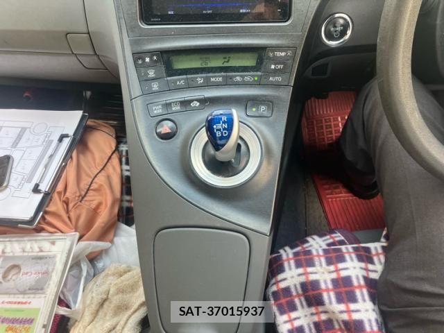 Toyota PRIUS 2009-09 8745342-18