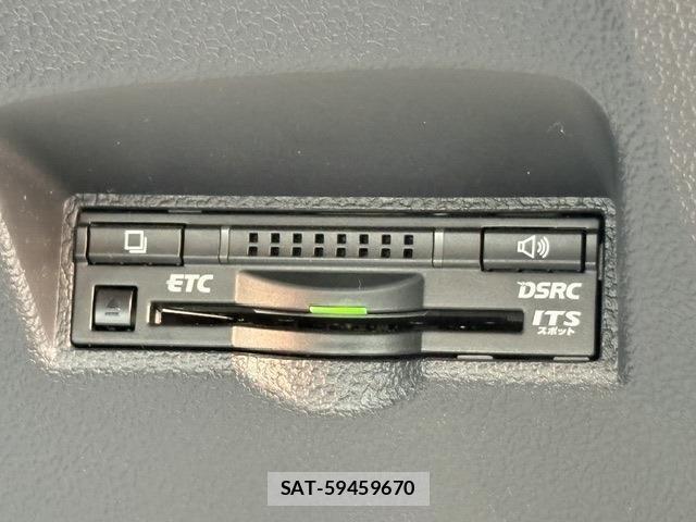 Toyota PRIUS 2016-06 8745267-19