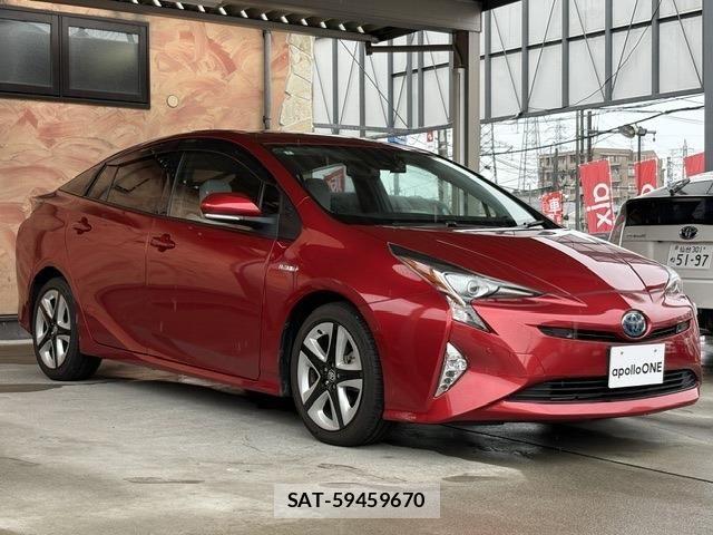 Toyota PRIUS 2016-06 8745267-2