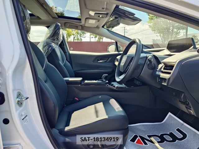 Toyota PRIUS 2023-06 8745239-9