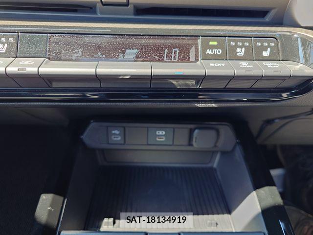Toyota PRIUS 2023-06 8745239-18