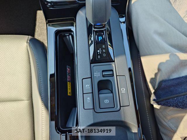 Toyota PRIUS 2023-06 8745239-19