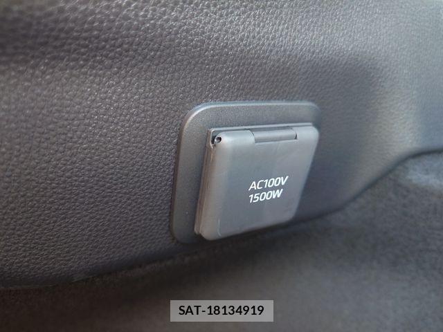 Toyota PRIUS 2023-06 8745239-27