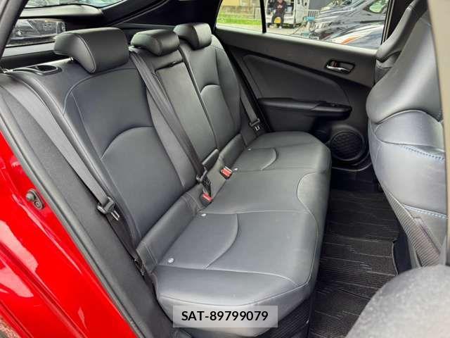 Toyota PRIUS 2016-06 8745277-11