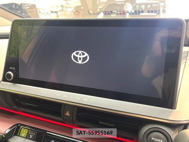 Toyota PRIUS 2024-03 8745236-4