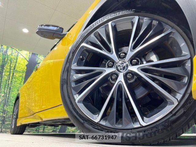 Toyota PRIUS 2023-02 8745256-12