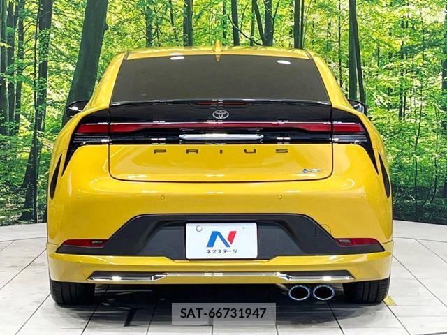 Toyota PRIUS 2023-02 8745256-14