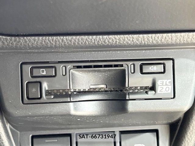 Toyota PRIUS 2023-02 8745256-6