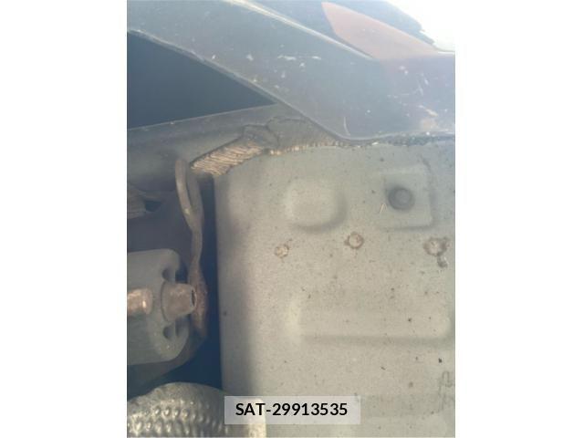 Toyota PRIUS 2011-08 8745355-15