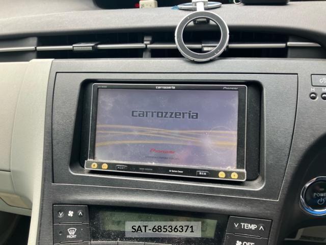 Toyota PRIUS 2011-10 8745356-20