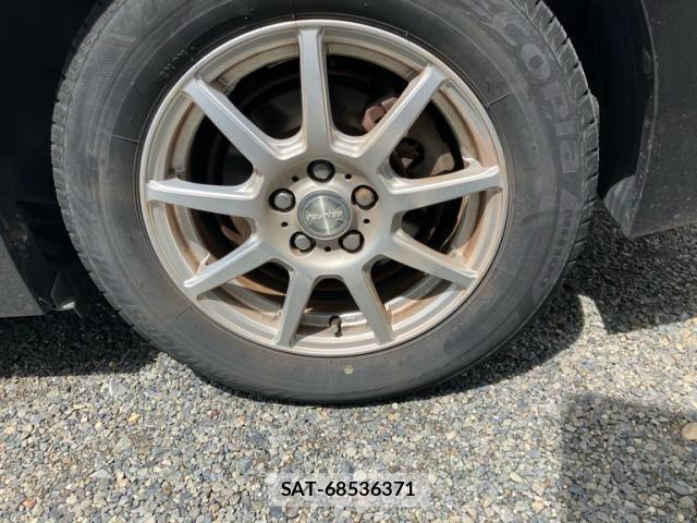 Toyota PRIUS 2011-10 8745356-6