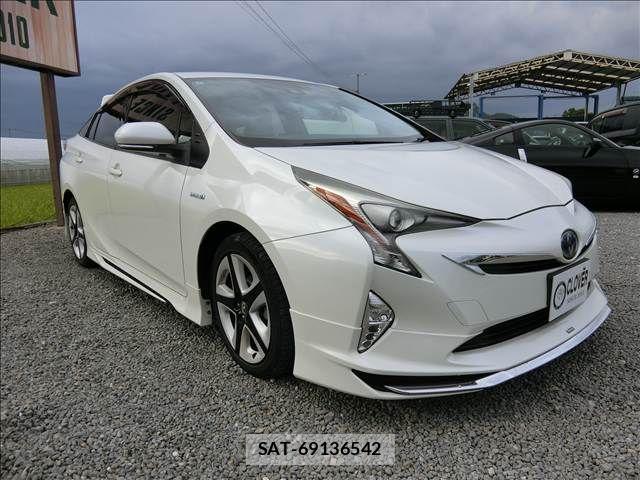 Toyota PRIUS 2016-01 8745271-1