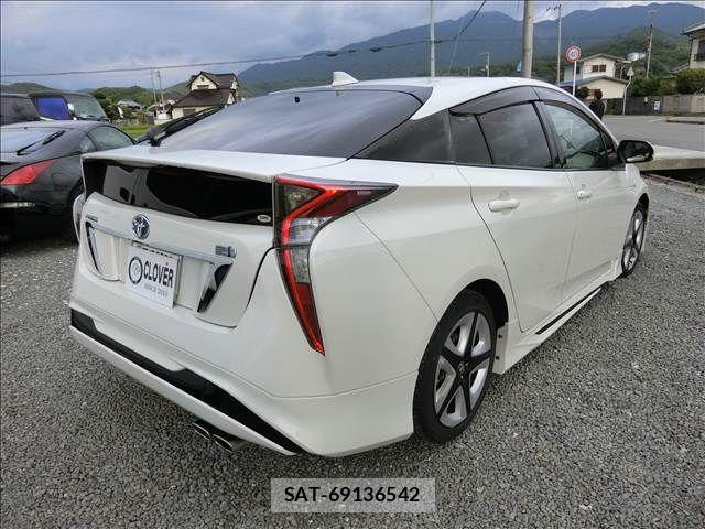 Toyota PRIUS 2016-01 8745271-6