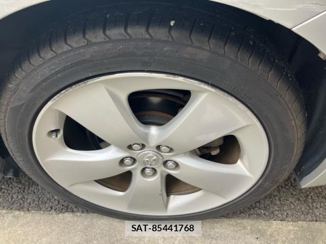Toyota PRIUS 2012-03 8745357-5
