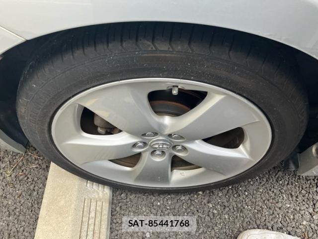 Toyota PRIUS 2012-03 8745357-8