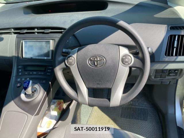 Toyota PRIUS 2009-09 8745330-10