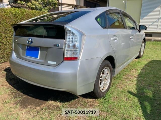 Toyota PRIUS 2009-09 8745330-3