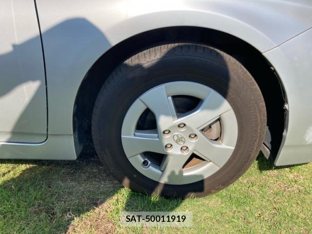 Toyota PRIUS 2009-09 8745330-7