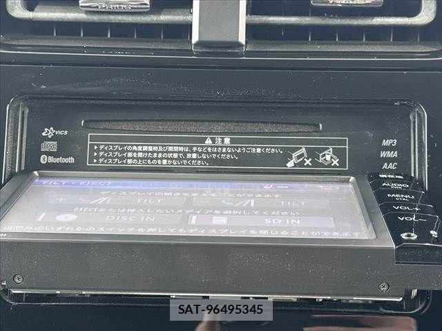 Toyota PRIUS 2016-08 8745264-21
