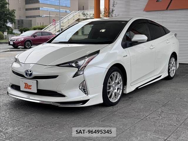 Toyota PRIUS 2016-08 8745264-8