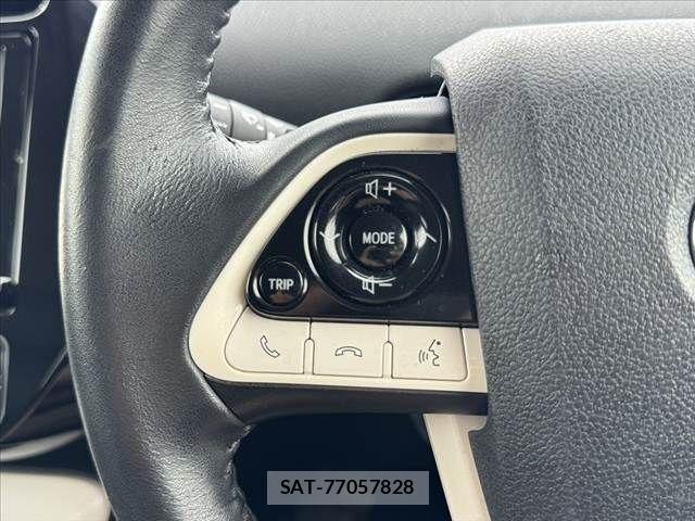 Toyota PRIUS 2015-12 8745283-27