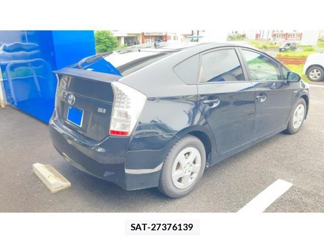 Toyota PRIUS 2011-10 8781704-2