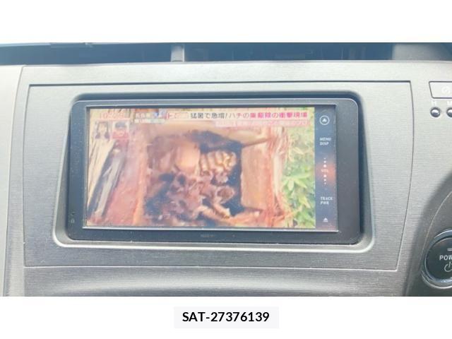 Toyota PRIUS 2011-10 8781704-8
