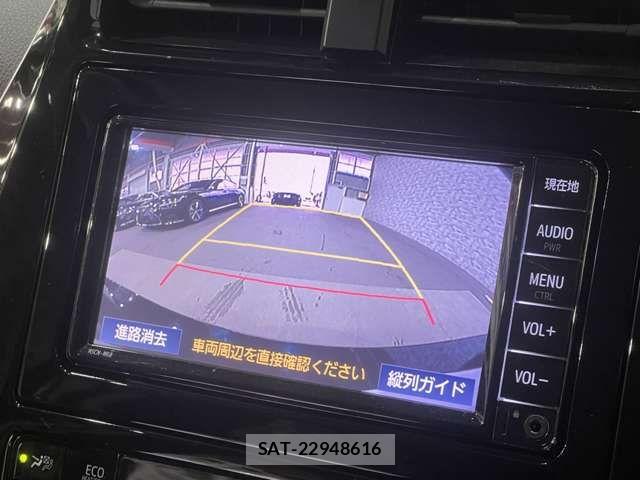 Toyota PRIUS 2020-04 8781658-9
