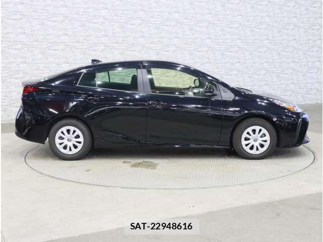 Toyota PRIUS 2020-04 8781658-13