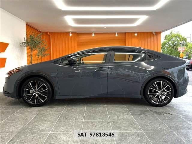 Toyota PRIUS 2025-01 8781648-10