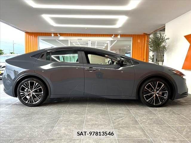 Toyota PRIUS 2025-01 8781648-11