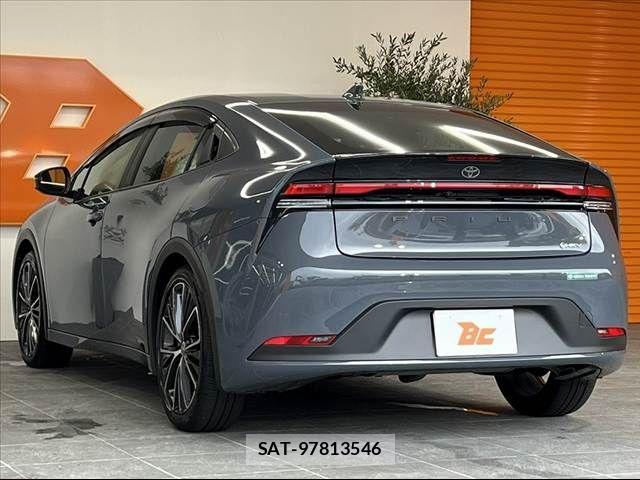 Toyota PRIUS 2025-01 8781648-12