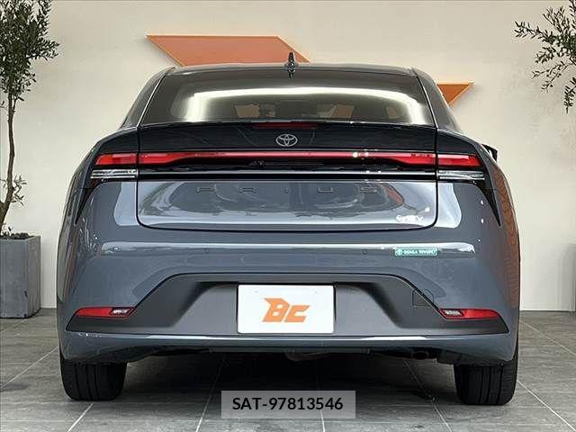 Toyota PRIUS 2025-01 8781648-13