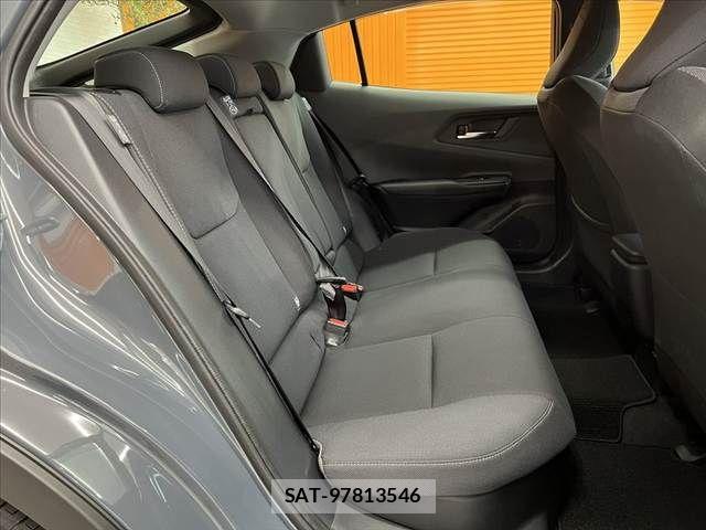 Toyota PRIUS 2025-01 8781648-17
