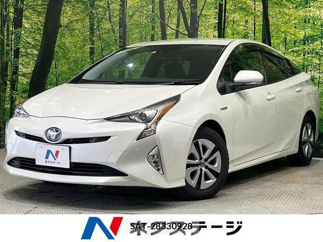 Toyota PRIUS 2017-05 8781664-0