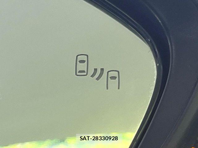 Toyota PRIUS 2017-05 8781664-5