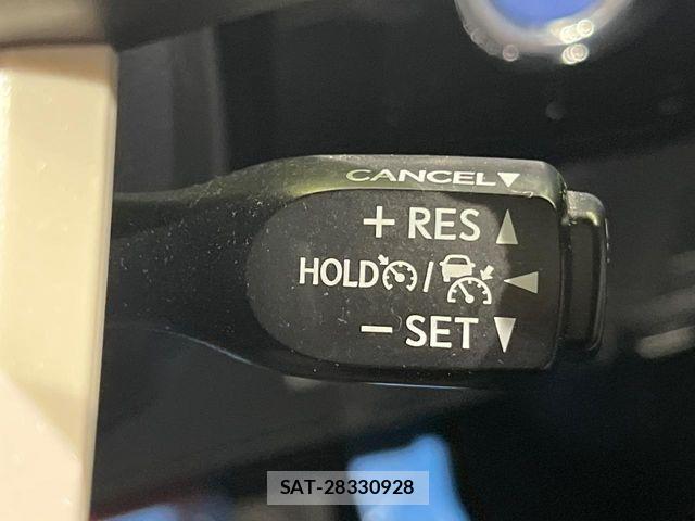 Toyota PRIUS 2017-05 8781664-6