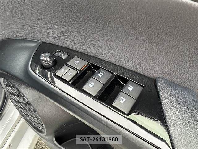 Toyota PRIUS 2017-05 8781670-23