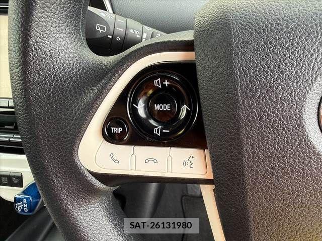 Toyota PRIUS 2017-05 8781670-27