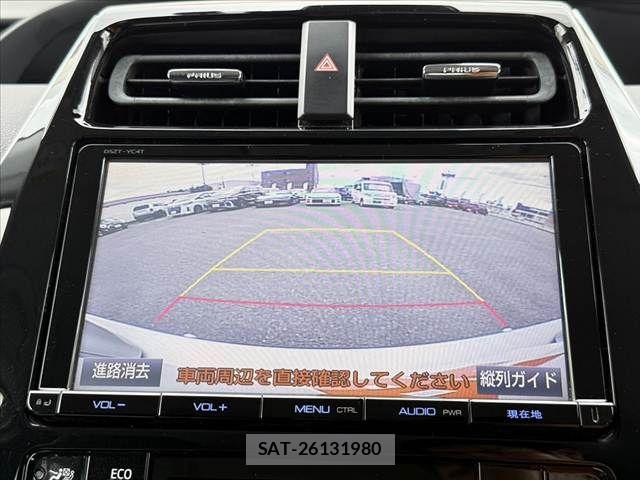 Toyota PRIUS 2017-05 8781670-3